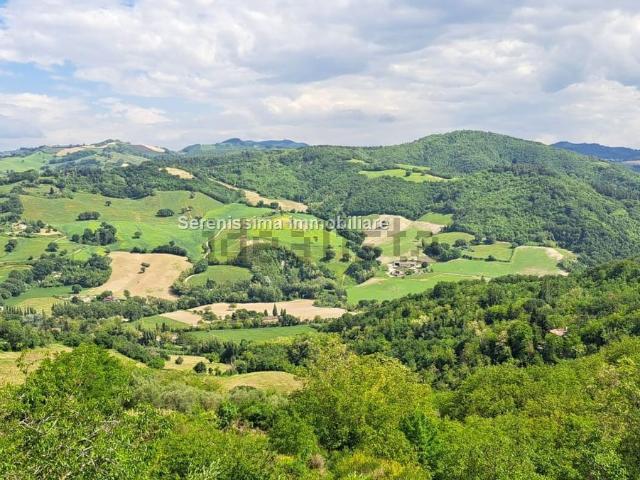 Villetta indipendente in vendita di 425 m² in Via del Montale