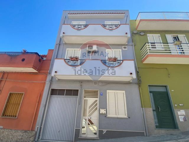 Villetta indipendente in vendita di 425 m² in Via Francesco de Sanctis, 254