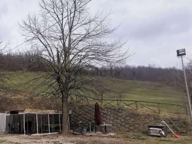 Villetta indipendente in vendita di 425 m² in Via Zena, 33