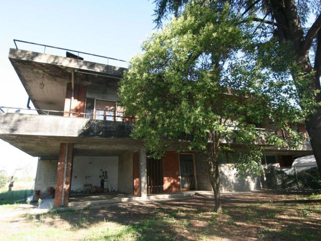 Villetta indipendente in vendita di 427 m²
