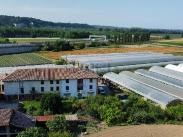 Villetta indipendente in vendita di 427 m² in Via Fiera