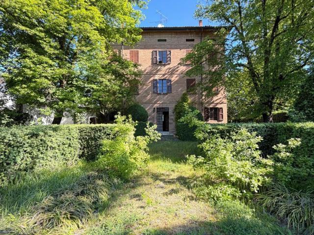Villetta indipendente in vendita di 427 m² in Via Filippo Turati, 39