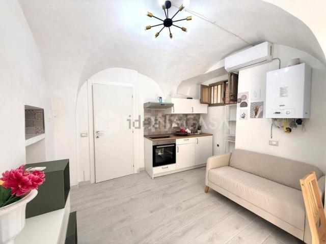 Villetta indipendente in vendita di 42 m² in Via Luigi Zuppetta