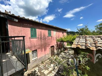 Villetta indipendente in vendita di 430 m²