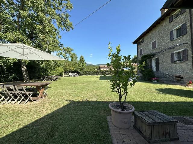 Villetta indipendente in vendita di 430 m²
