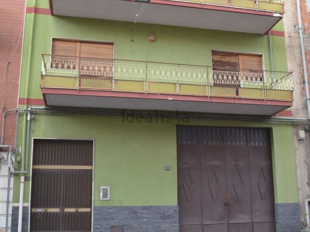 Villetta indipendente in vendita di 430 m² in Via della Regione, 57