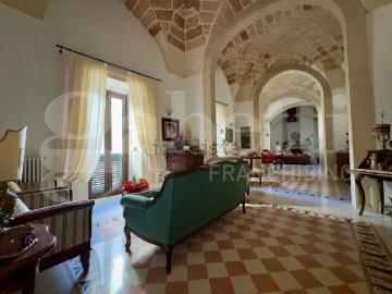 Villetta indipendente in vendita di 430 m² in Via Vincenzo Morelli, 3