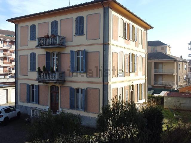 Villetta indipendente in vendita di 430 m² in Corso Divisione, 53
