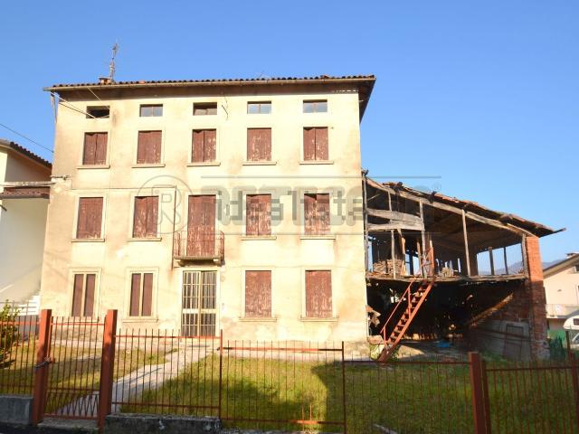 Villetta indipendente in vendita di 434 m²
