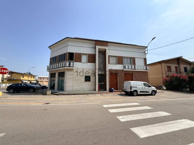 Villetta indipendente in vendita di 435 m²