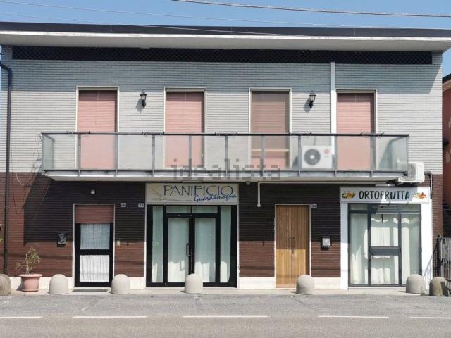 Villetta indipendente in vendita di 435 m² in Via 1° Maggio