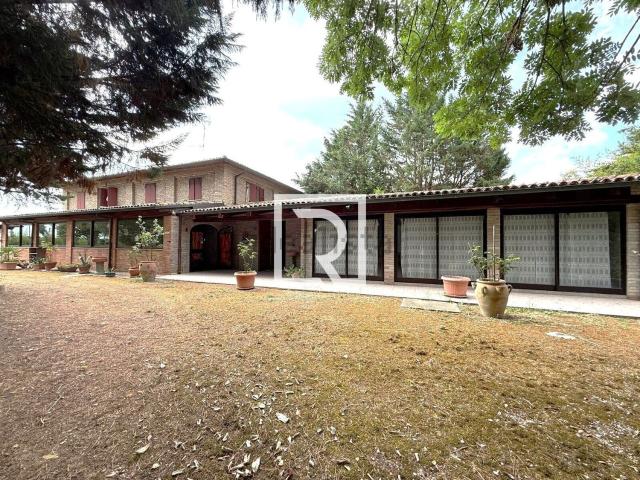 Villetta indipendente in vendita di 435 m² in Via Gambellara, 142