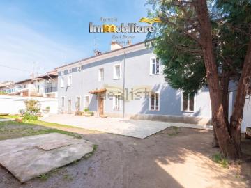 Villetta indipendente in vendita di 435 m² in Via Giuseppe Mazzini