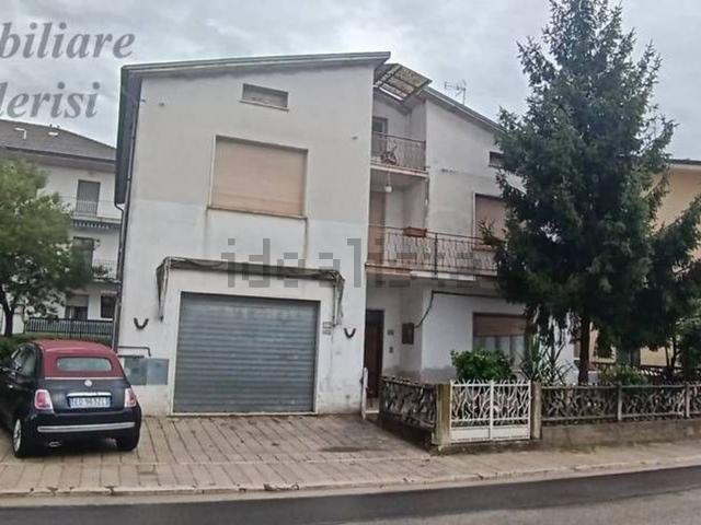 Villetta indipendente in vendita di 435 m² in Viale Piane San Donato