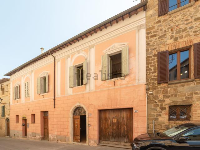 Villetta indipendente in vendita di 440 m² in Via Cialdini