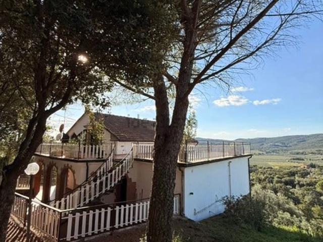 Villetta indipendente in vendita di 440 m² in Località Granchiaia