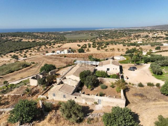 Villetta indipendente in vendita di 440 m² in Strada Senza Nome, 119