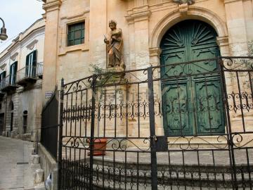 Villetta indipendente in vendita di 440 m² in Strada Pellico, 26