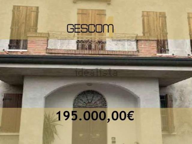 Villetta indipendente in vendita di 442 m² in Via Capitello