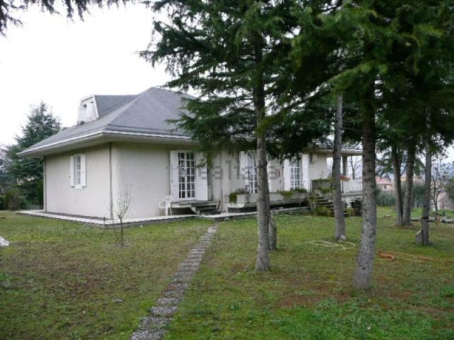 Villetta indipendente in vendita di 450 m²