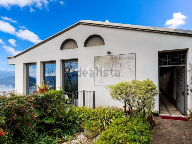 Villetta indipendente in vendita di 450 m² in Via Motta, 61