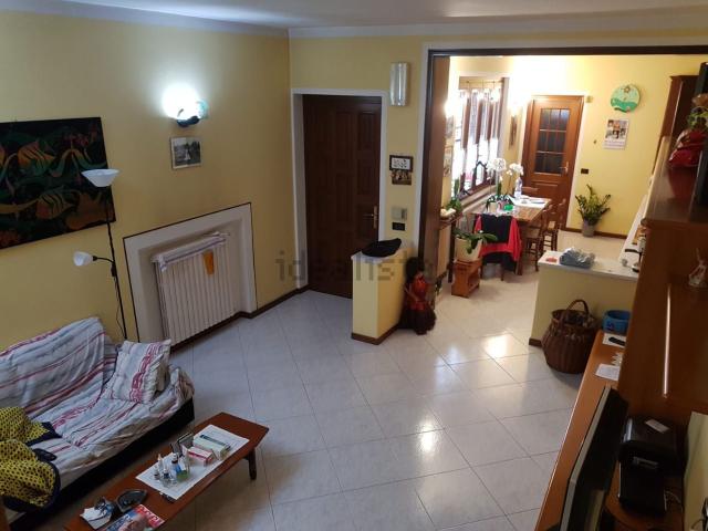 Villetta indipendente in vendita di 450 m²