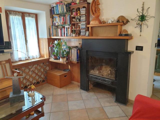 Villetta indipendente in vendita di 450 m² in Via XXV Aprile, 66