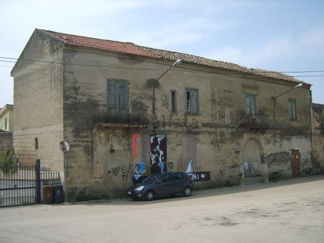 Villetta indipendente in vendita di 450 m² in Via Cardinale San Severino
