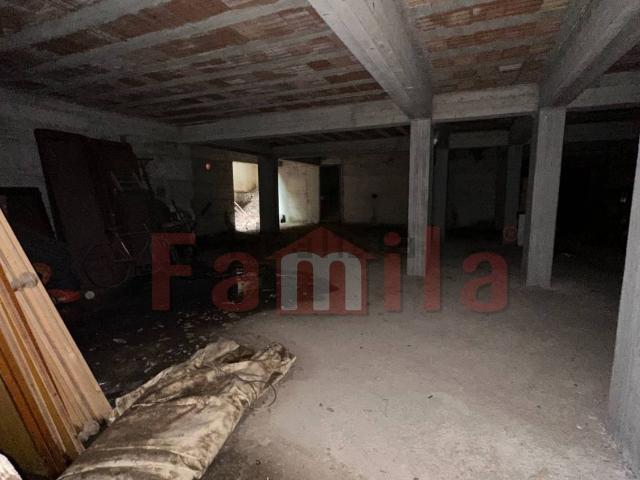 Villetta indipendente in vendita di 450 m² in Via Domenico Acierno