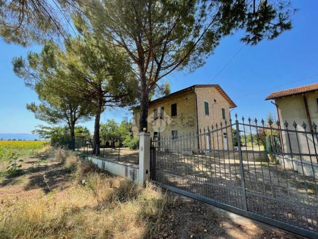 Villetta indipendente in vendita di 450 m² in Via Fonte Citerna, 7