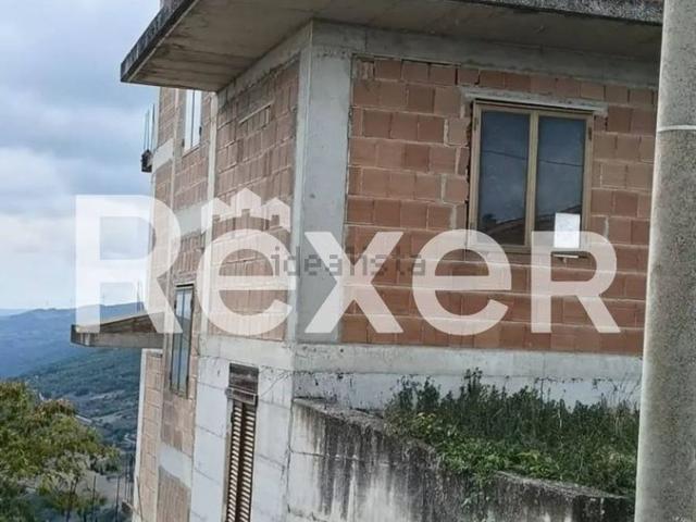 Villetta indipendente in vendita di 450 m² in Via San Michele