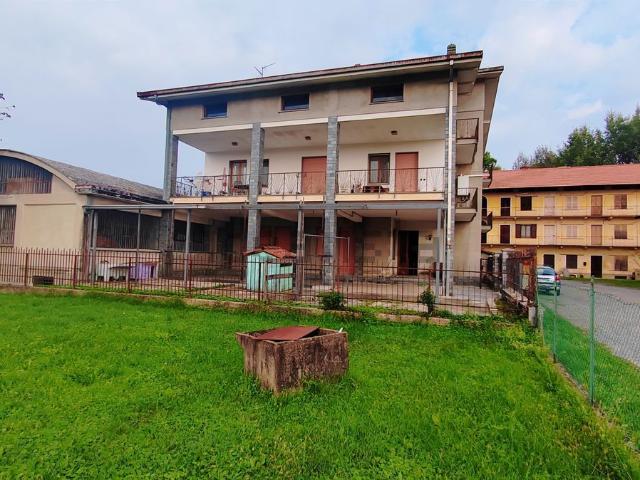 Villetta indipendente in vendita di 450 m² in Via Statale, 4