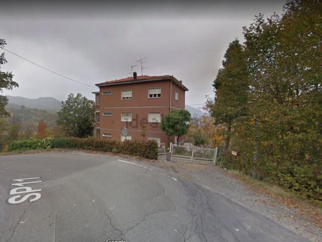 Villetta indipendente in vendita di 450 m² in Via Paullo Sordiglio