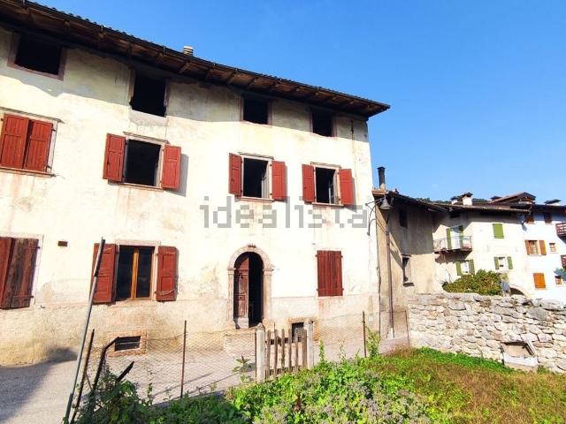 Villetta indipendente in vendita di 450 m² in Via Piazzolla, 14