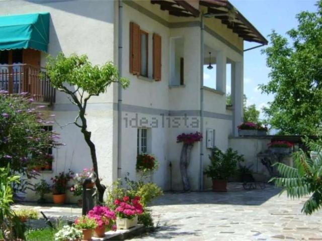 Villetta indipendente in vendita di 450 m² in Via Torre Acquatino, 2
