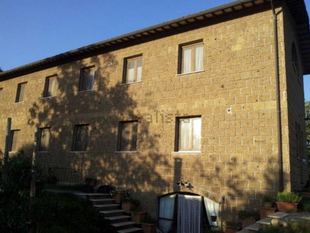 Villetta indipendente in vendita di 450 m² in Contrada Casalecchio