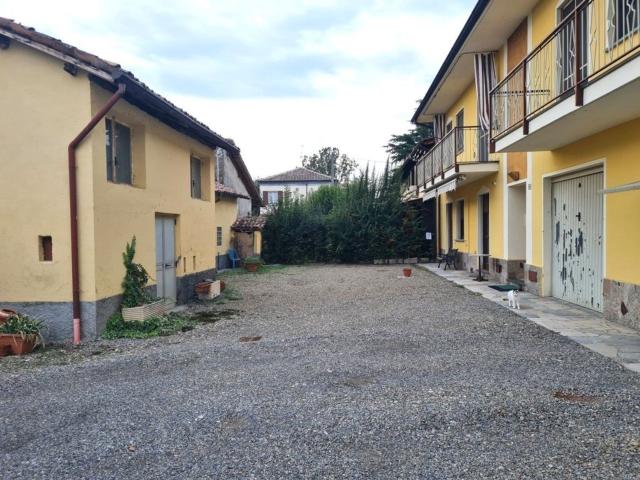 Villetta indipendente in vendita di 450 m² in Frazione Taccona, 15