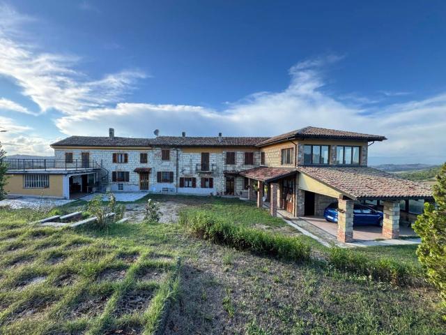 Villetta indipendente in vendita di 450 m² in Località Cascine Raviara, 17