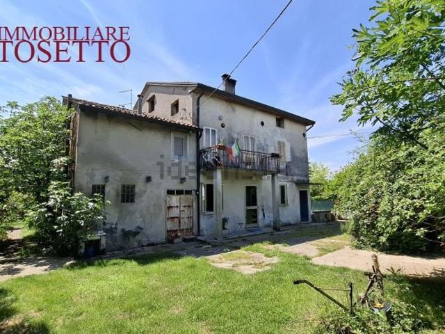 Villetta indipendente in vendita di 450 m² in Strada Sant&apos Antonino