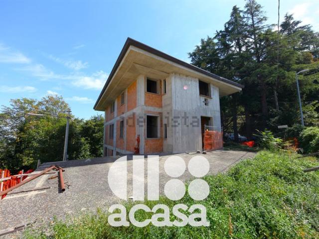 Villetta indipendente in vendita di 455 m²