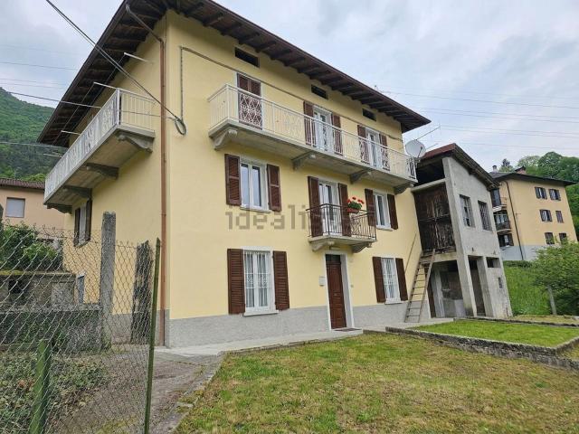 Villetta indipendente in vendita di 455 m² in Via Busi Cariani, 6