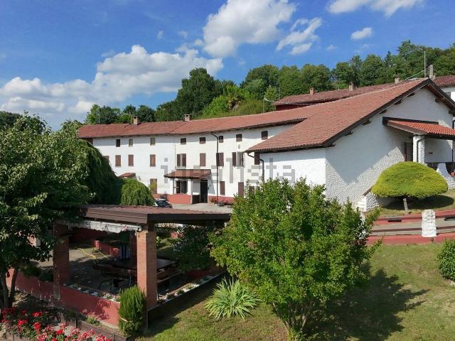 Villetta indipendente in vendita di 461 m² in Via Bricco, 9