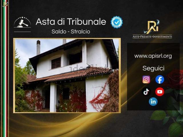 Villetta indipendente in vendita di 463 m² in Frazione Castiglione, 192