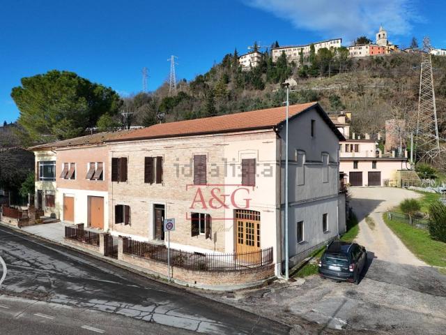 Villetta indipendente in vendita di 465 m² in Via San Giovanni, 4