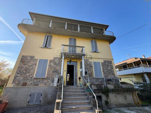 Villetta indipendente in vendita di 466 m² in Via Nazionale, 91
