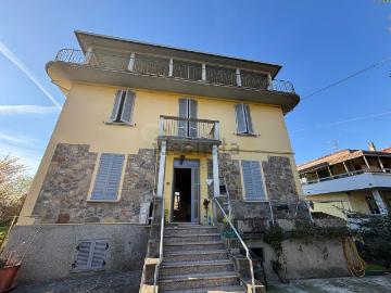 Villetta indipendente in vendita di 466 m² in Via Nazionale, 91