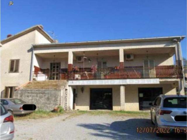 Villetta indipendente in vendita di 467 m² in Contrada Cona, 23