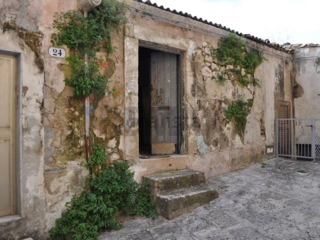Villetta indipendente in vendita di 46 m² in Via Aquila Sveva, 22