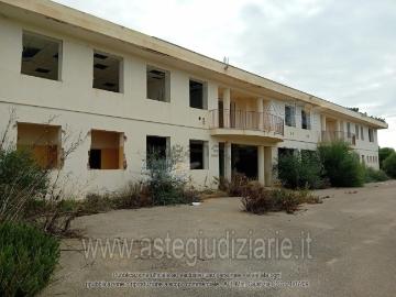 Villetta indipendente in vendita di 47046 m² in Contrada Pezza