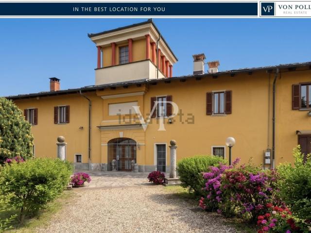 Villetta indipendente in vendita di 470 m² in Via Cavour, 130